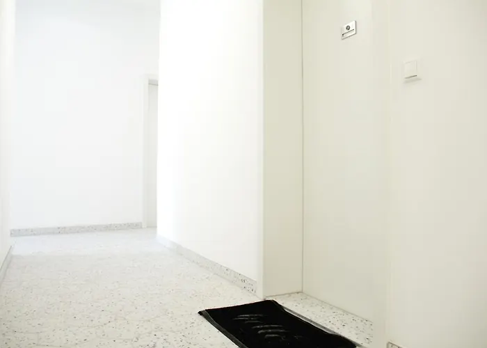 Luxury Stylish With Garden & Free Parking 公寓