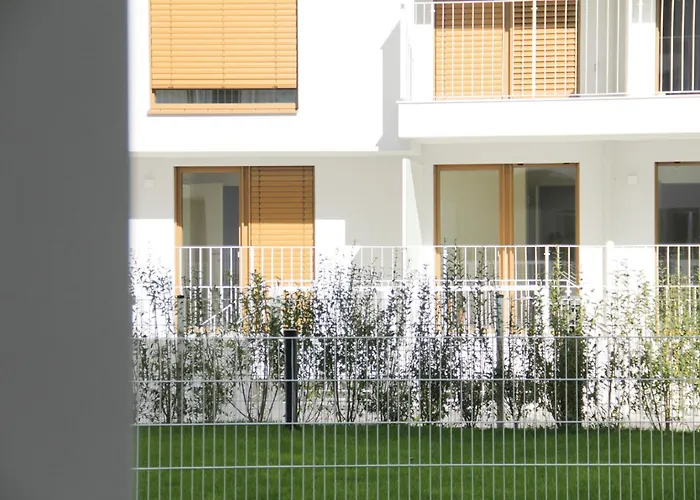 Luxury Stylish With Garden & Free Parking فيينا